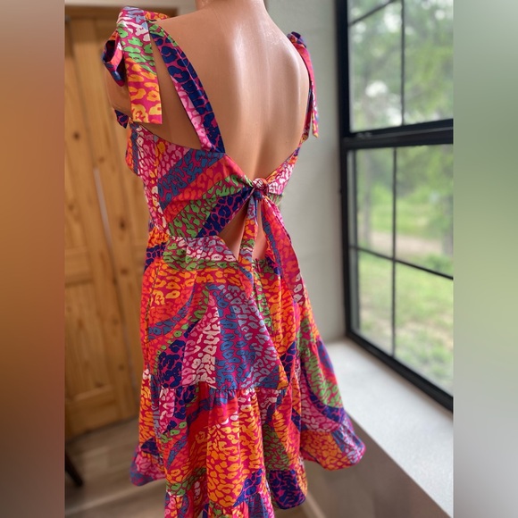 Joy Joy Dress-Boutique - Picture 7 of 8